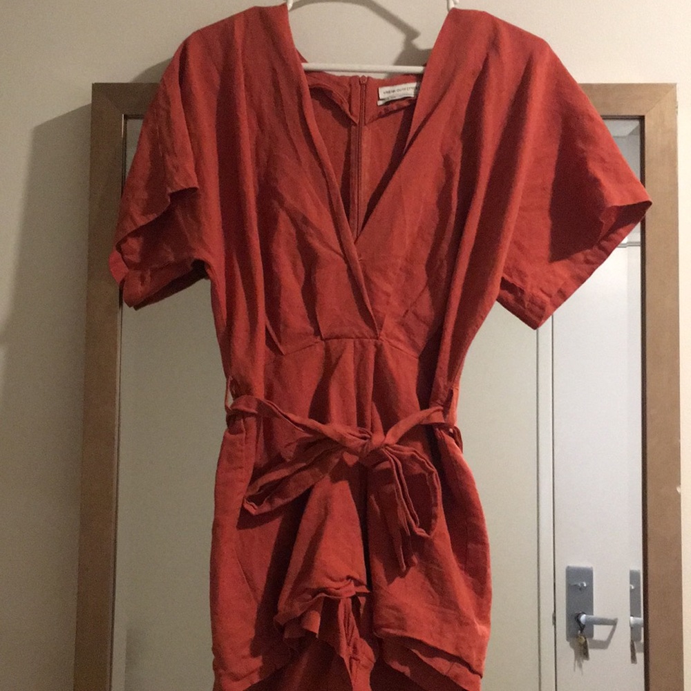 FINAL SALE 👋🏽 Urban romper